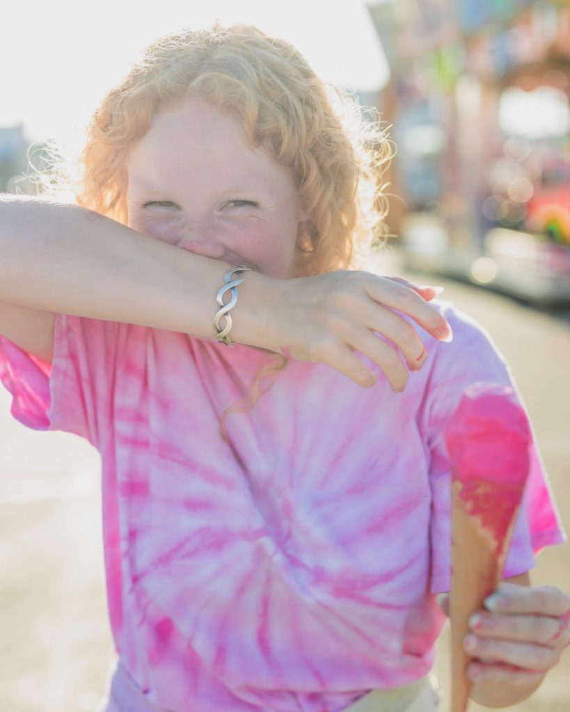 EASY AND FUN Crazy Crafts Tie-Dye Kits